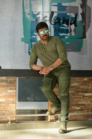 Khaidi No 150 Working Photos